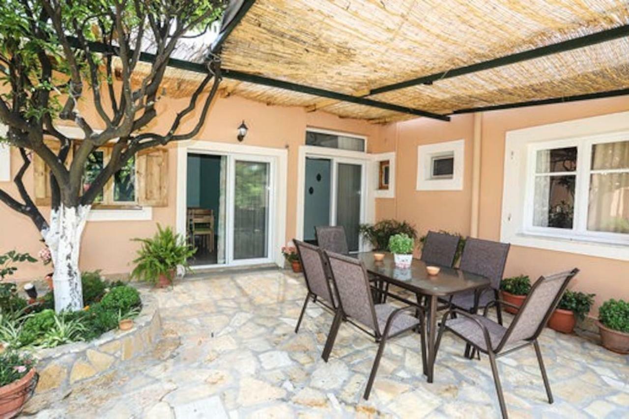 Pensjonat Garden House Kastellani Kastellanoi  Zewnętrze zdjęcie