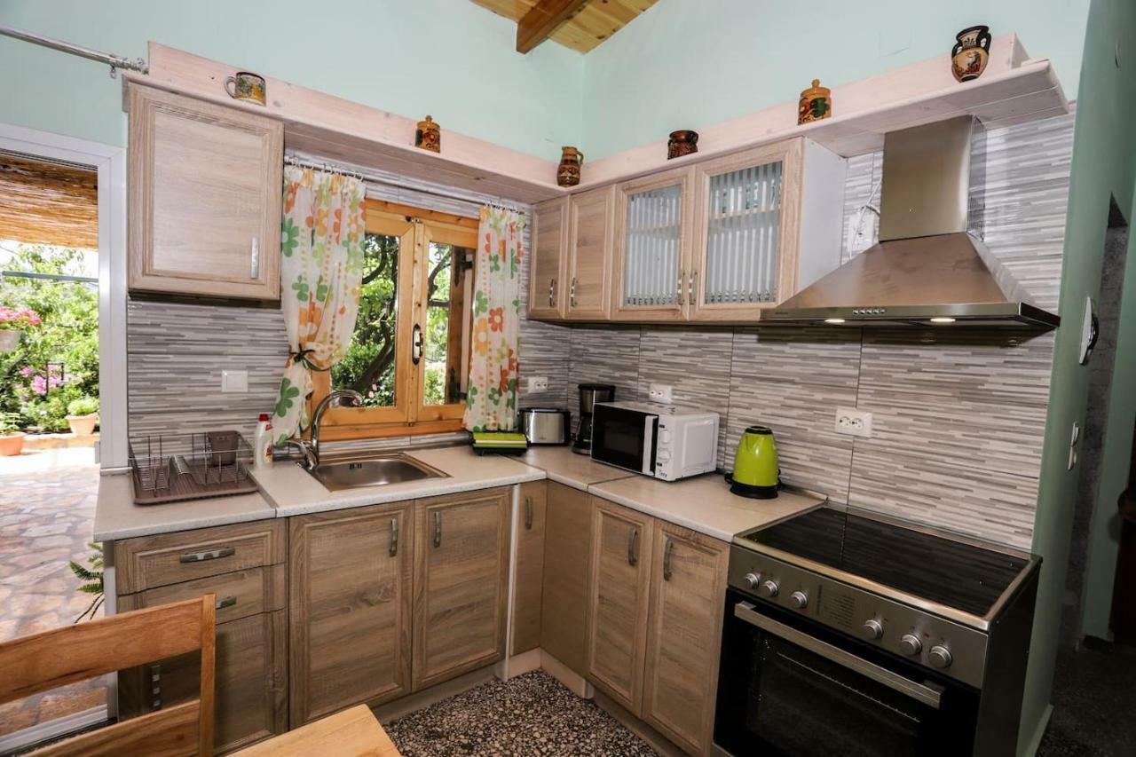 Pensjonat Garden House Kastellani Kastellanoi  Zewnętrze zdjęcie
