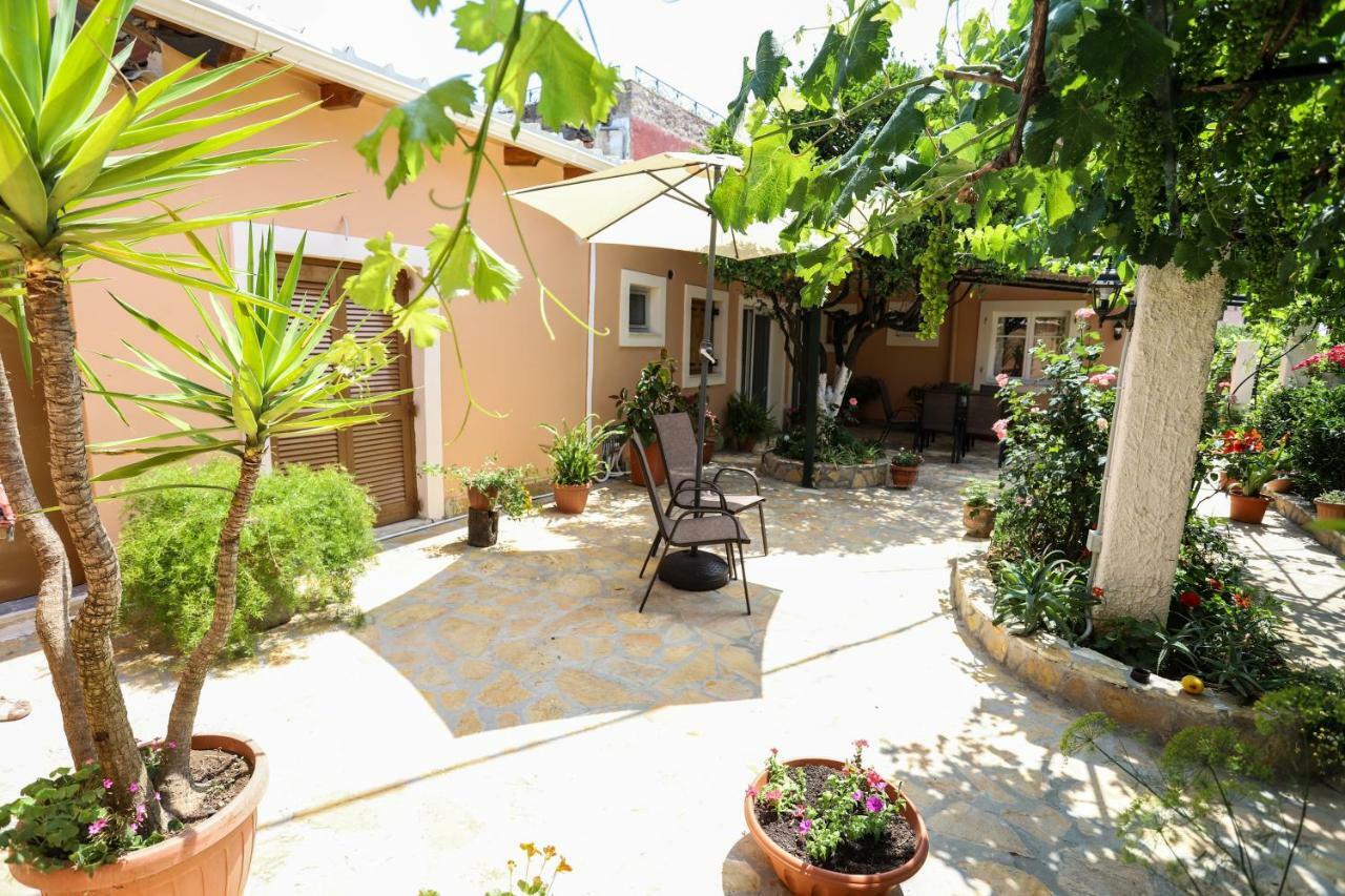 Pensjonat Garden House Kastellani Kastellanoi  Zewnętrze zdjęcie